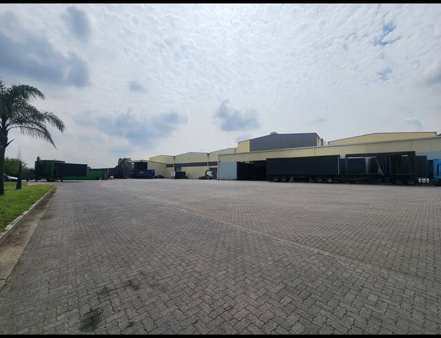 24,910M² WAREHOUSE TO LET IN WADEVILLE